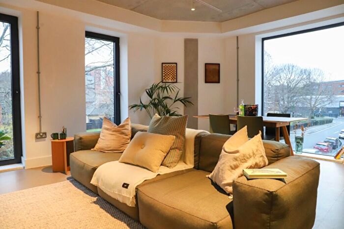 1 Bedroom Apartment To Rent In Thomas Street, Sheffield, S3