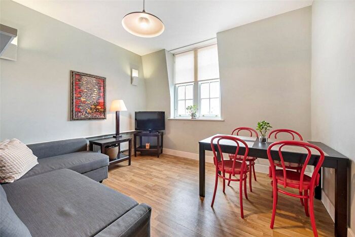 1 Bedroom Flat To Rent In Regency Street, London, SW1P