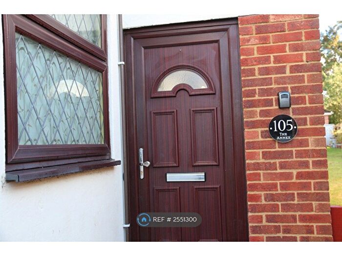 1 Bedroom Flat To Rent In A- Gillingham Road, Gillingham, ME7