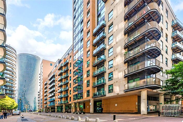 2 Bedroom Flat To Rent In Millharbour, London, E14