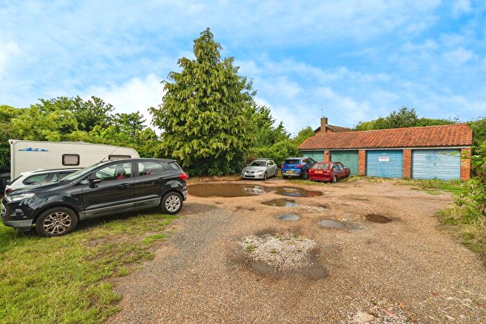 2 Bedroom Terraced House For Sale In Ingate, Beccles, NR34