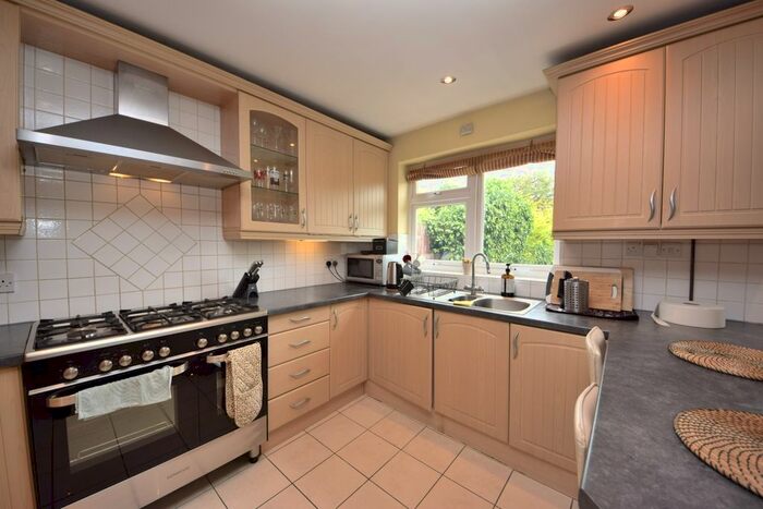 4 Bedroom Terraced House To Rent In Crownfield Avenue, Newbury Park, IG2