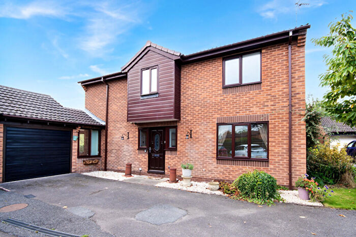 4 Bedroom Detached House For Sale In Brixworth Way, Retford, DN22