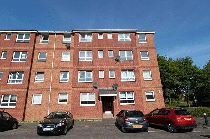 2 Bedroom Flat To Rent In Whitecrook Street, Clydebank, G81