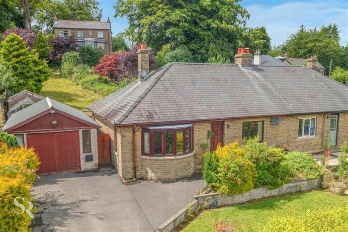 2 Bedroom Detached Bungalow To Rent In Macclesfield Road, Whaley Bridge, High Peak SK23