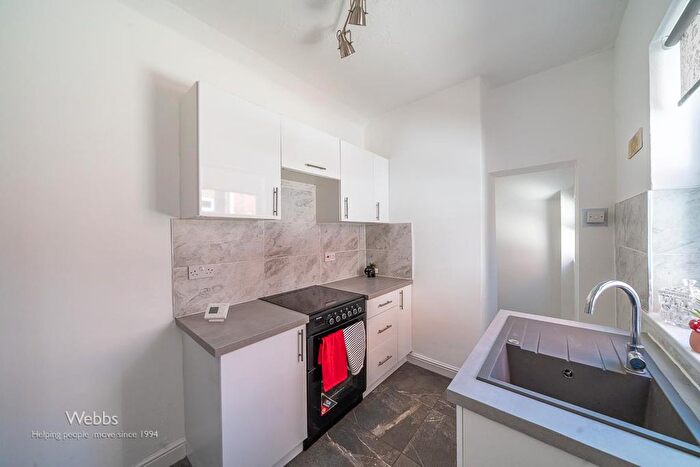 2 Bedroom Terraced House For Sale In Broad Lane, Bloxwich, Walsall, WS3