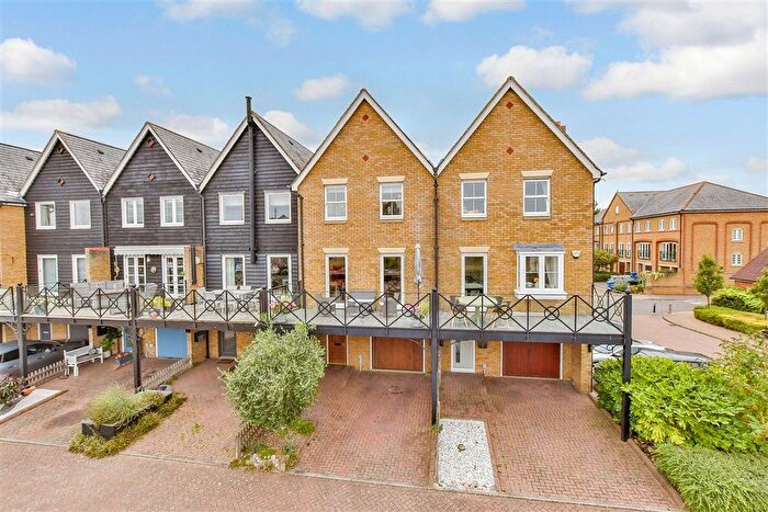 3 Bedroom Terraced House For Sale In Belvedere Road, Faversham, Kent, ME13