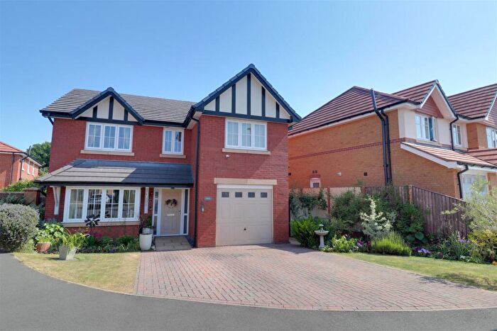 4 Bedroom Detached House For Sale In Rotary Drive, Alsager, ST7
