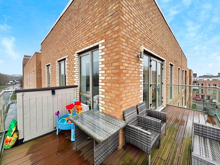 2 Bedroom Flat For Sale In Grahame Park Way, London, NW9