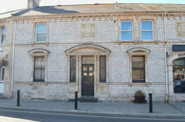 Flat To Rent In Fortescue Road, Radstock, BA3