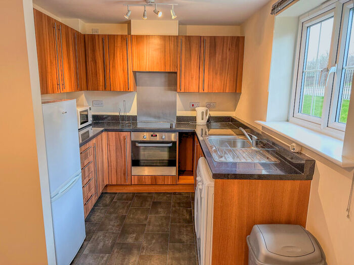 2 Bedroom Apartment To Rent In Woodside Court, Middleton, Leeds, LS10
