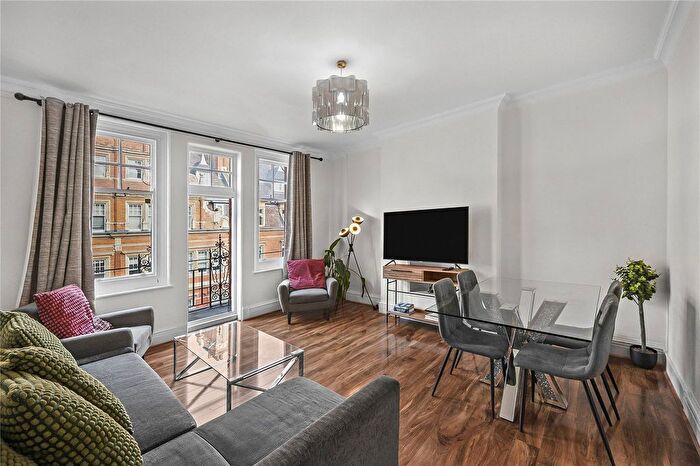 3 Bedroom Flat For Sale In Duke Street Mansions, Duke Street, W1K