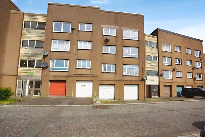 2 Bedroom Flat To Rent In Ashiestiel Place, Greenfaulds, Cumbernauld, North Lanarkshire, G67