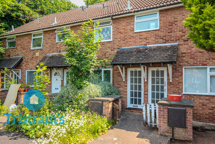 1 Bedroom Flat To Rent In Woodstock Avenue, Nottingham, NG7