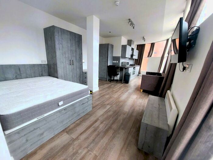 Studio To Rent In Stamford Street, Leicester, Leicestershire, LE1