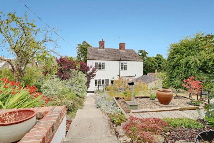 3 Bedroom Detached House For Sale In Colsterworth Road, Skillington, NG33
