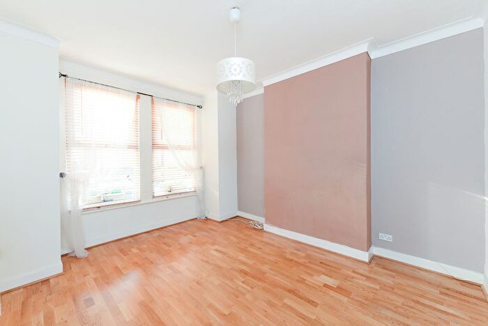 2 Bedroom Maisonette To Rent In Mersham Road, Thorton Heath, CR7
