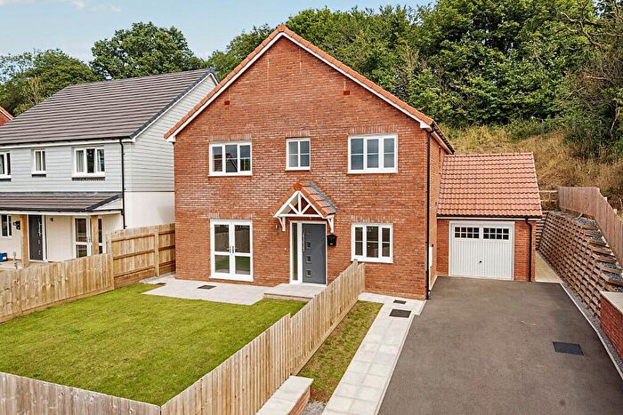 4 Bedroom Detached House For Sale In Belle Vue Rise, Uffculme, Cullompton, Devon, EX15