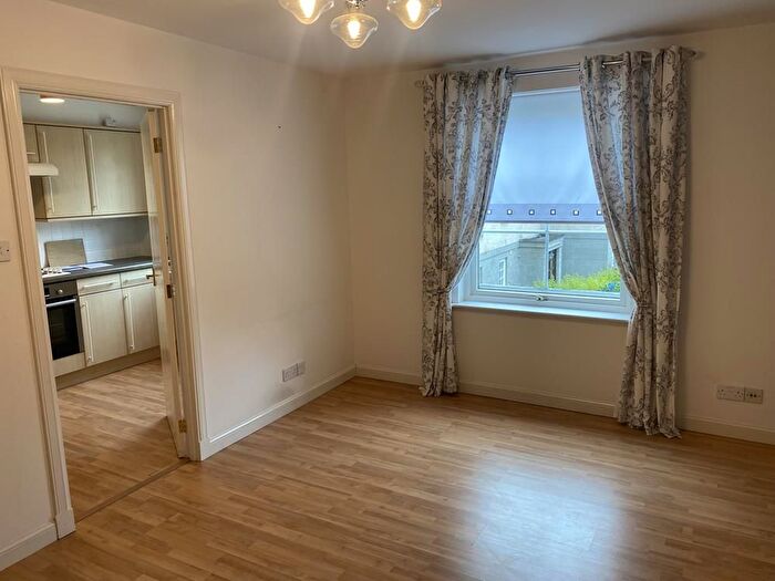 1 Bedroom Flat To Rent In Fonthill Avenue, Aberdeen, AB11