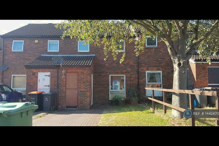 3 Bedroom Terraced House To Rent In Meadow Way, Leighton Buzzard, LU7