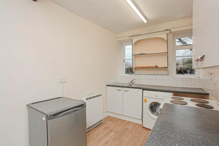 1 Bedroom Semi-Detached House To Rent In Lower Farm, Lower Radley, OX14