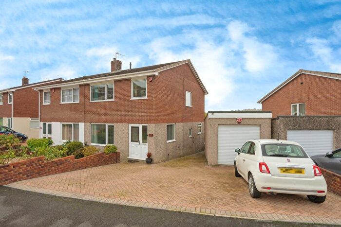 3 Bedroom Semi-Detached House For Sale In Longacre, Plymouth, PL7