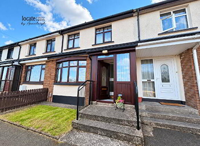 3 Bedroom Mid Terraced House For Sale In Nassau Crescent, Derry, BT48