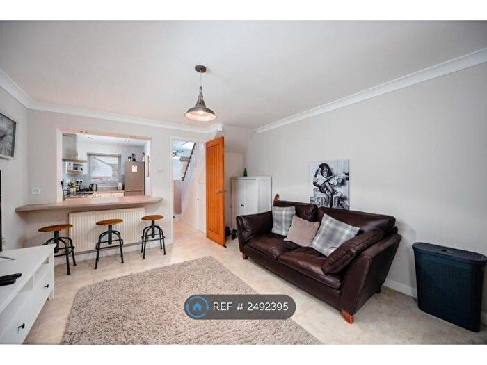 2 Bedroom End Of Terrace House To Rent In Field Close, Aylesbury, HP20