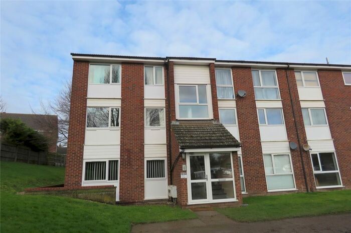 2 Bedroom Flat To Rent In Swift Close, Royston, Cambridgeshire, SG8