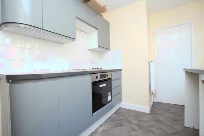 2 Bedroom Detached House To Rent In Westbury Road- Westbury-on-Trym, BS9