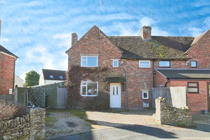 3 Bedroom Semi-Detached House For Sale In Dulverton Place, Moreton-in-Marsh, Gloucestershire, GL56