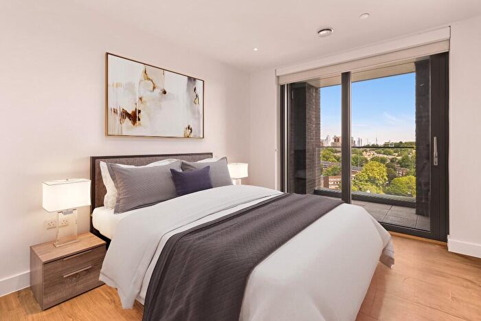 2 Bedroom Apartment To Rent In Station Road, London, SE13