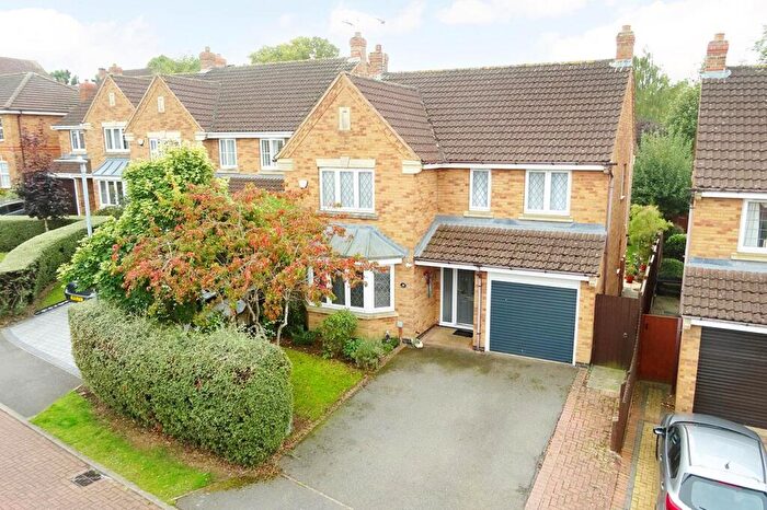 4 Bedroom Detached House For Sale In Woodgate Close, Market Harborough, LE16