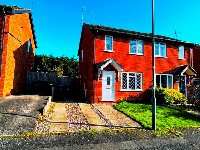 2 Bedroom Semi-Detached House To Rent In Cox Close, Bidford-On-Avon, B50