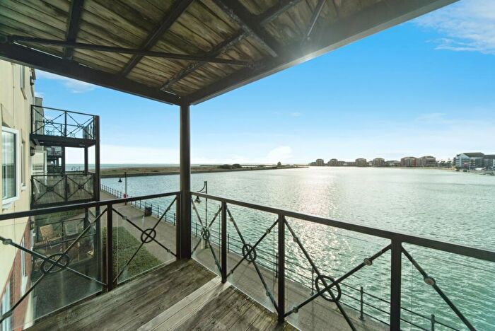 2 Bedroom Flat For Sale In Macquarie Quay, Eastbourne, East Sussex, BN23