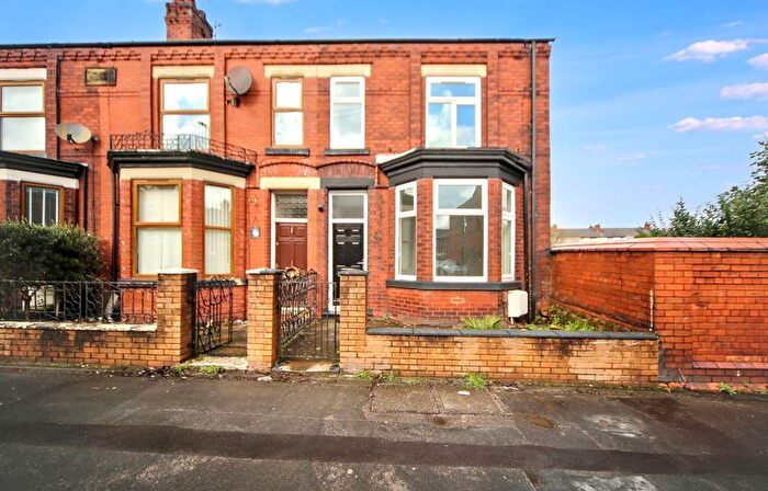 1 Bedroom Flat To Rent In , Park Road, WN6