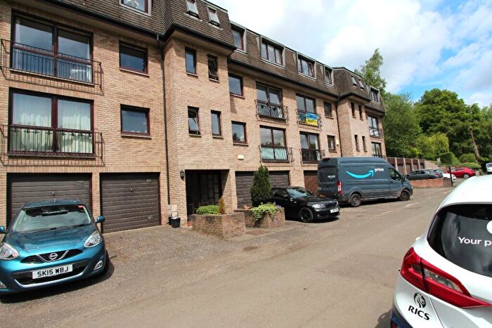 2 Bedroom Flat To Rent In Coltbridge Gardens, Murrayfield, Edinburgh, EH12