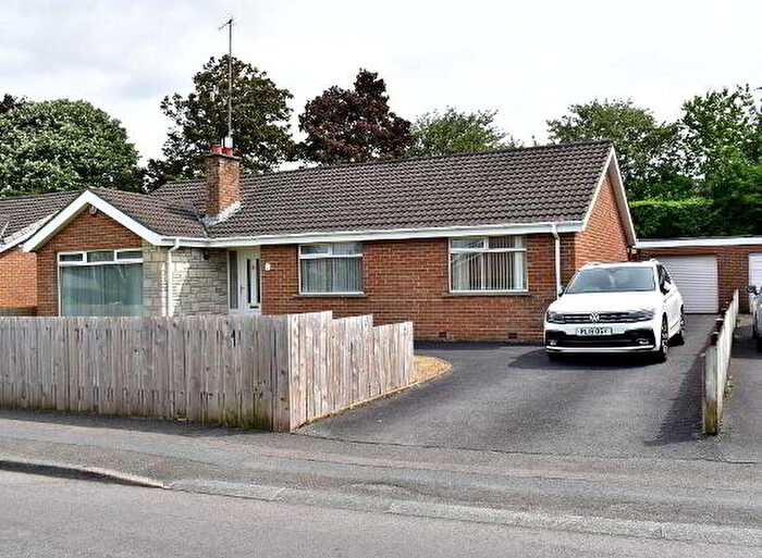 3 Bedroom Detached Bungalows For Sale In Corby Drive, Lisburn, BT28