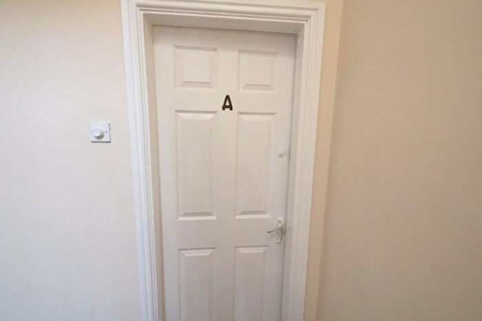3 Bedroom Flat To Rent In Wilbraham Road, Chorlton, Manchester, M21