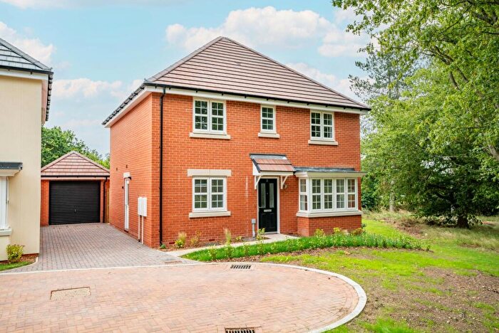 4 Bedroom Detached House To Rent In Cane Drive, Hanstead, Bricket Wood, St. Albans, Hertfordshire, AL2