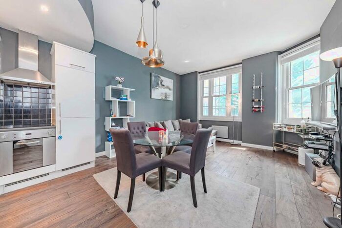 2 Bedroom Flat To Rent In Tooley Street, London, SE1