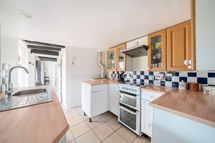 2 Bedroom Detached House To Rent In Skinners Lane, Chiddingfold, Godalming, GU8