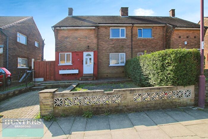 3 Bedroom Property To Rent In St. Margarets Avenue, Bradford, West Yorkshire, BD4