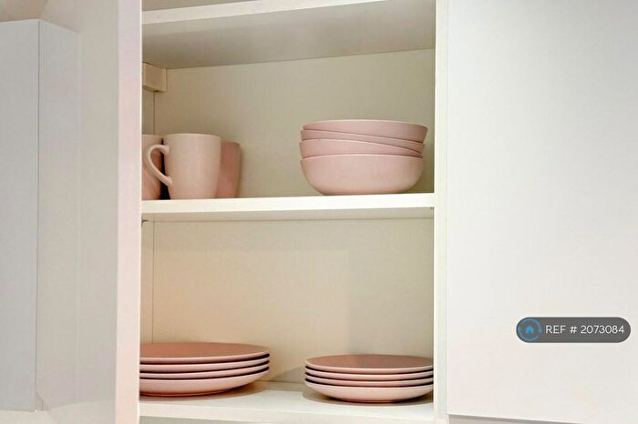 Studio To Rent In Wolstenholme Square, Liverpool, L1