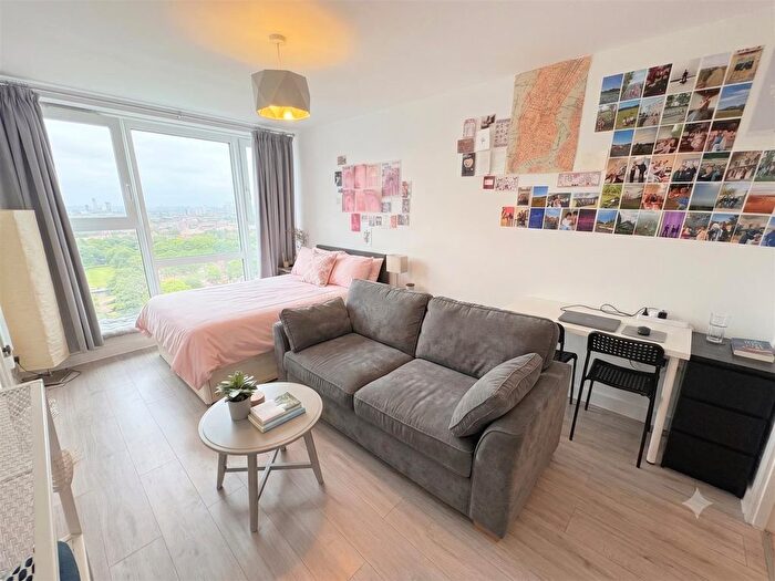 Studio To Rent In Fellows Road, London, NW3