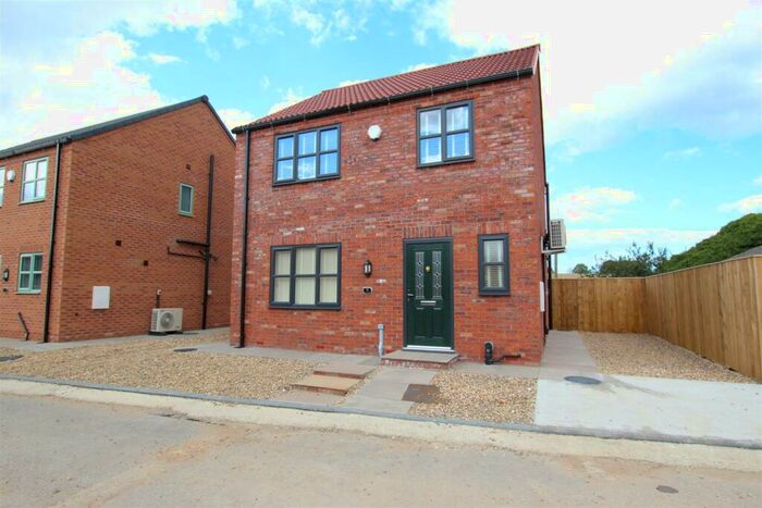 3 Bedroom Detached House For Sale In Butler Close, Aldbrough, HU11