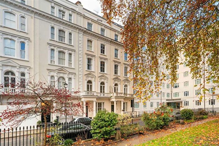 2 Bedroom Flat For Sale In Talbot Square, Hyde Park, W2