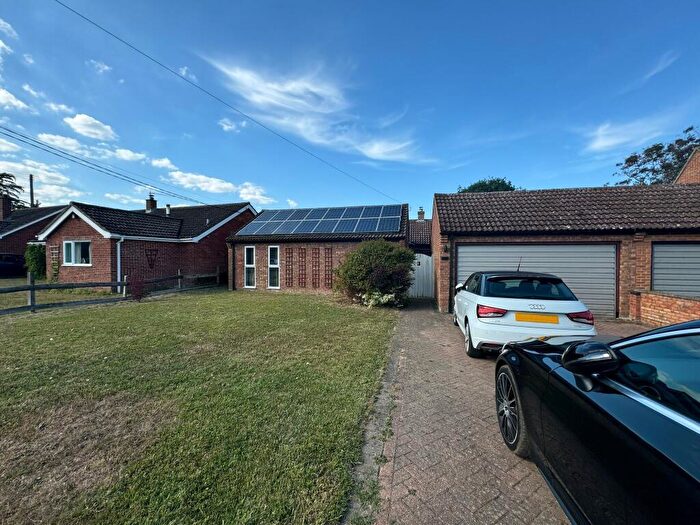 3 Bedroom Detached Bungalow For Sale In Thetford Road, Coney Weston, Bury St. Edmunds, IP31