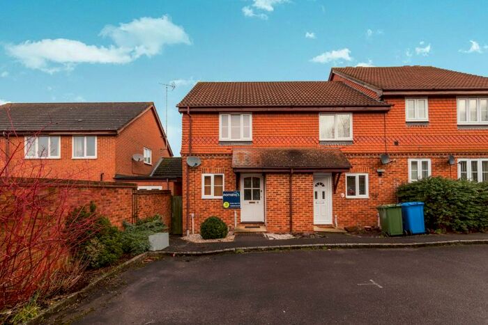 2 Bedroom End Of Terrace House To Rent In Lincolnshire Gardens, Warfield, RG42