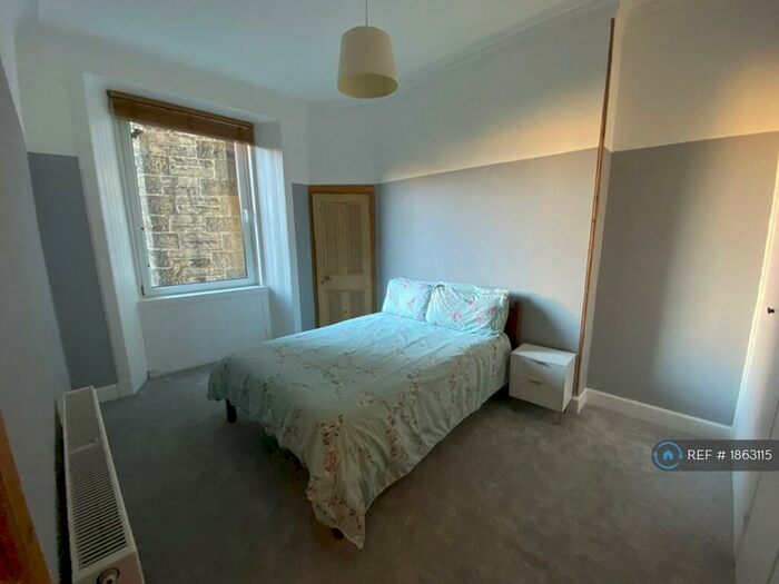 1 Bedroom Flat To Rent In Dalgety Street, Edinburgh, EH7